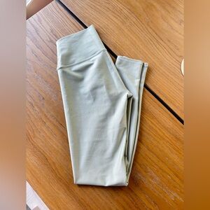ALO Yoga Light Green Leggings